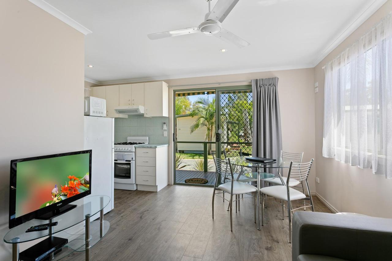Big4 Moama Holiday Park Экстерьер фото