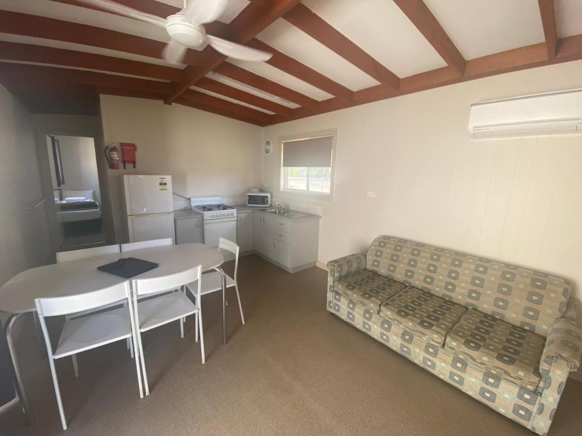 Big4 Moama Holiday Park Экстерьер фото