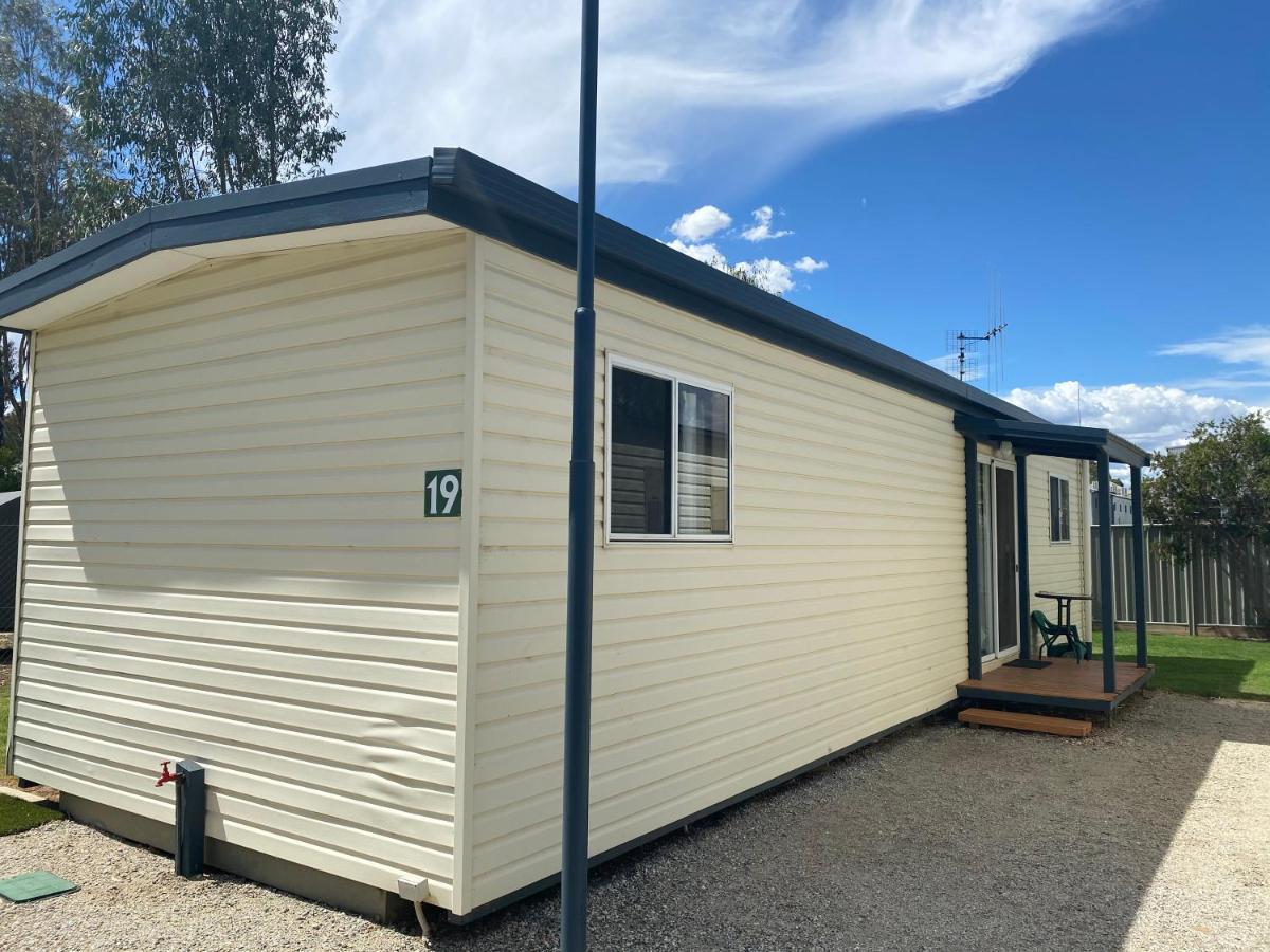 Big4 Moama Holiday Park Экстерьер фото