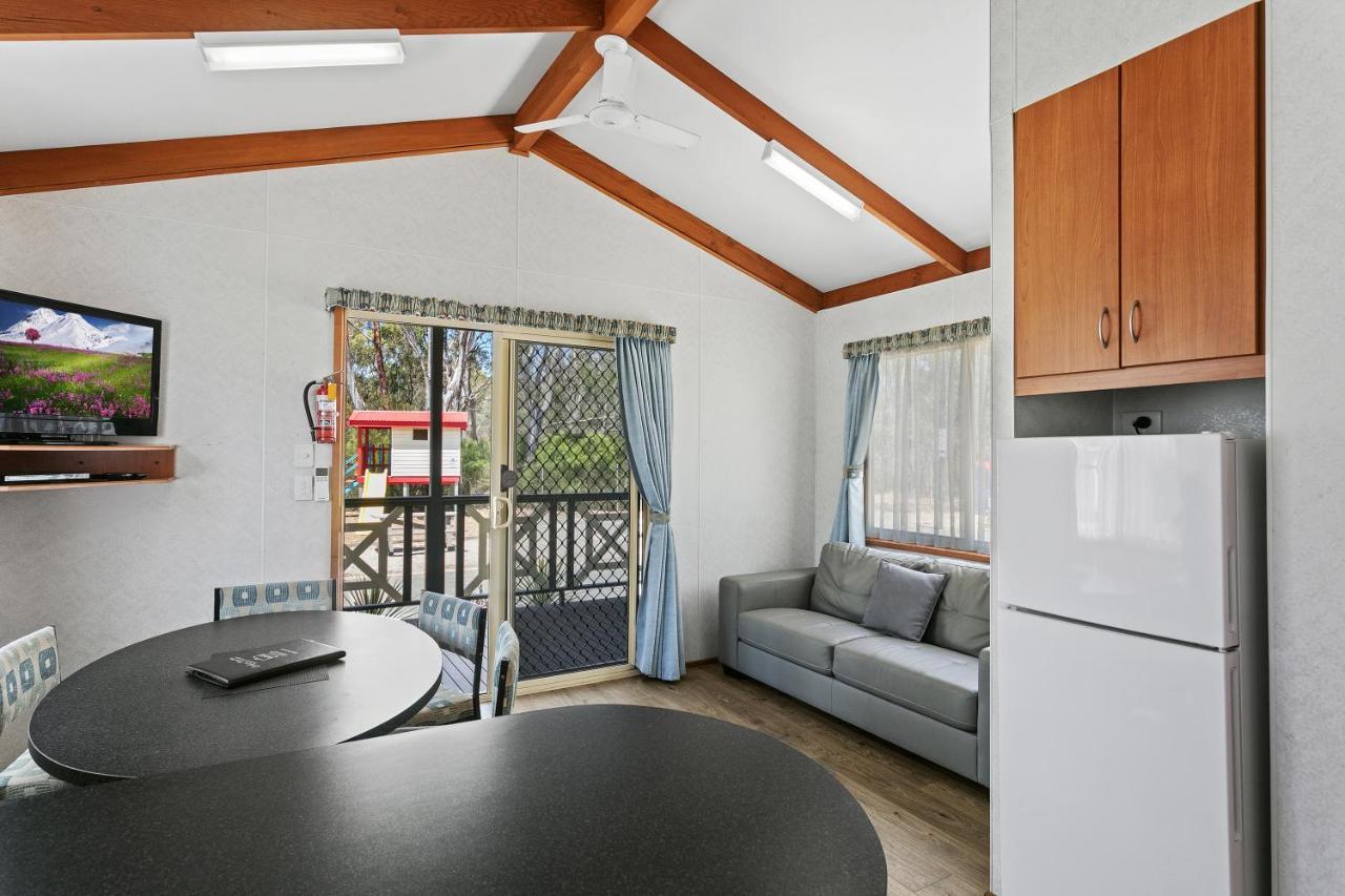 Big4 Moama Holiday Park Экстерьер фото